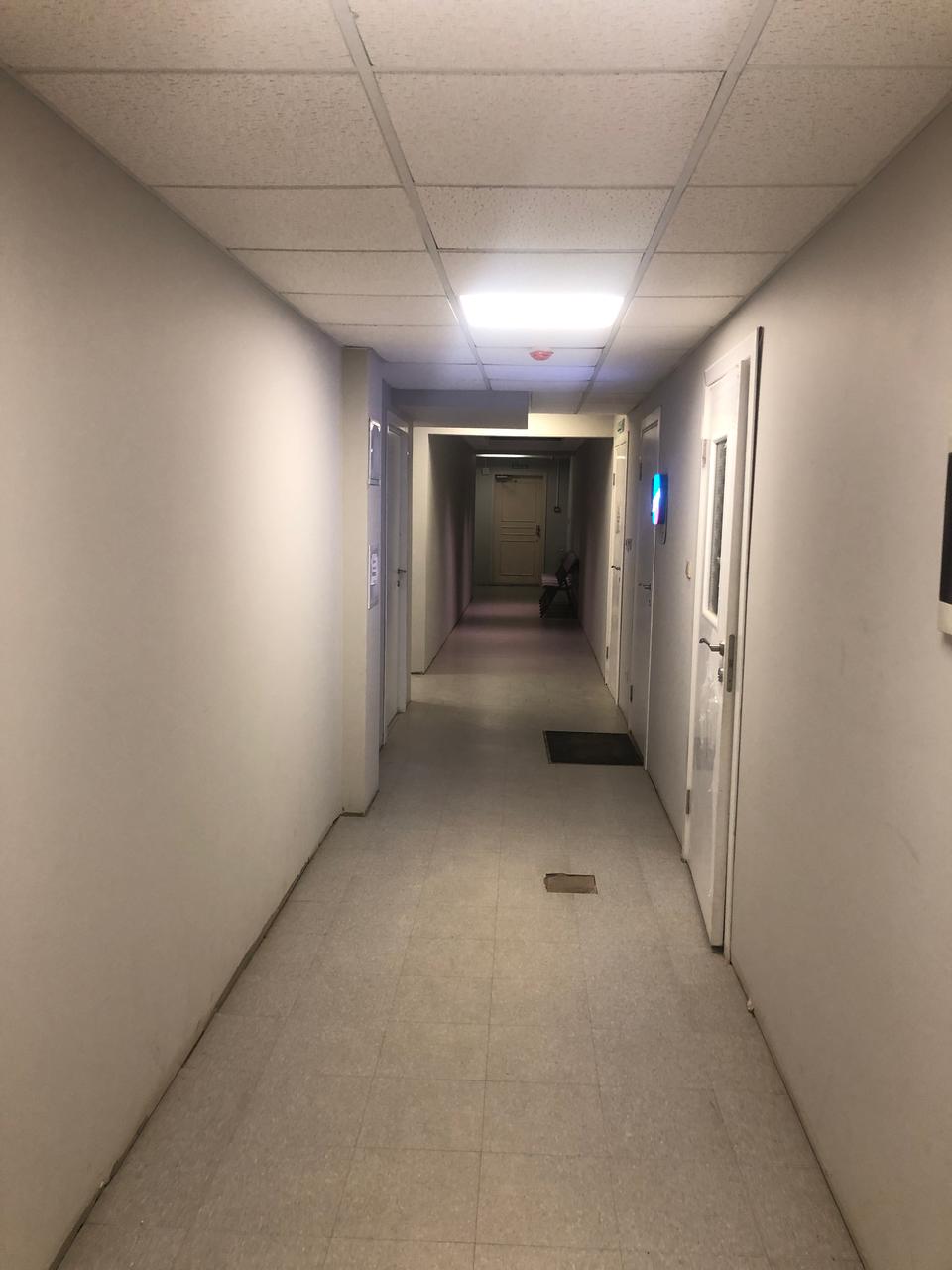 Коридор в здании Royal Park: как найти зал айкидо